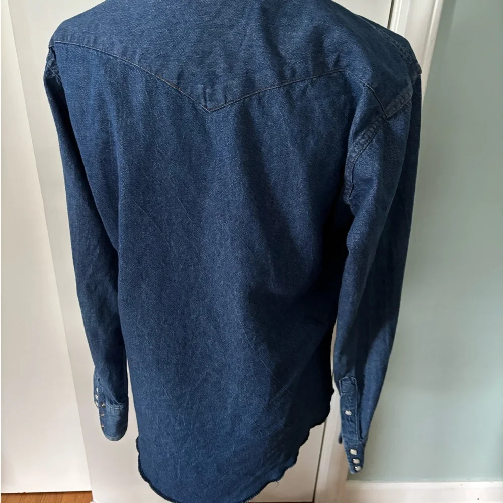 Vintage Wrangler Denim button up - Picture 4 of 12